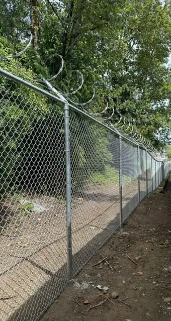 Chain Link & Metal Fencing - Image 2