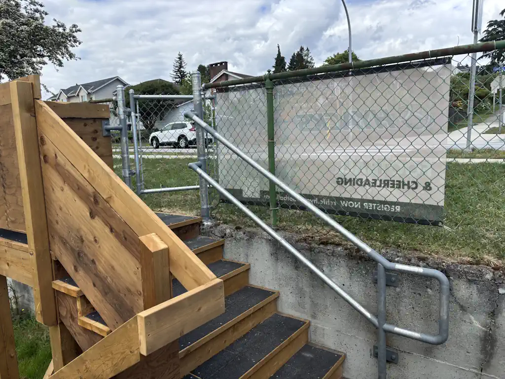 Gates, Bollards & Handrails - Image 1